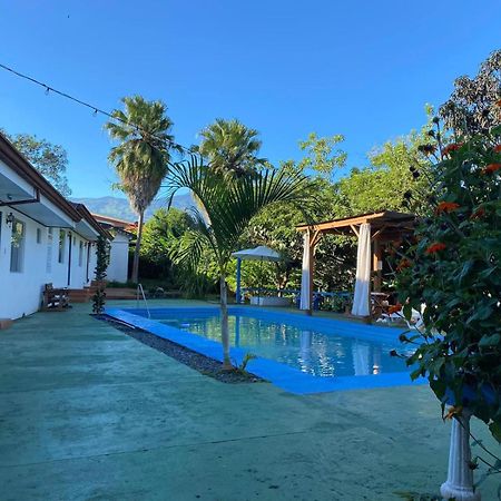 Geliwa B&B Turrialba Eksteriør billede